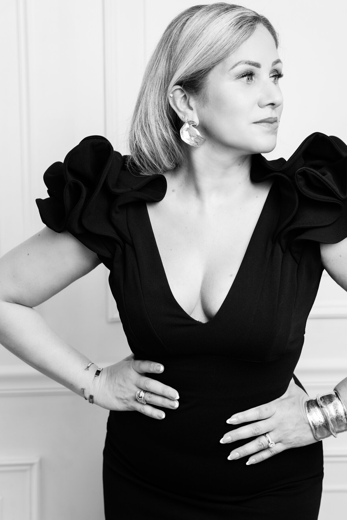 PaulaNLuu_luxury_portrait_Houston_Tx_Lorraine_BW-4