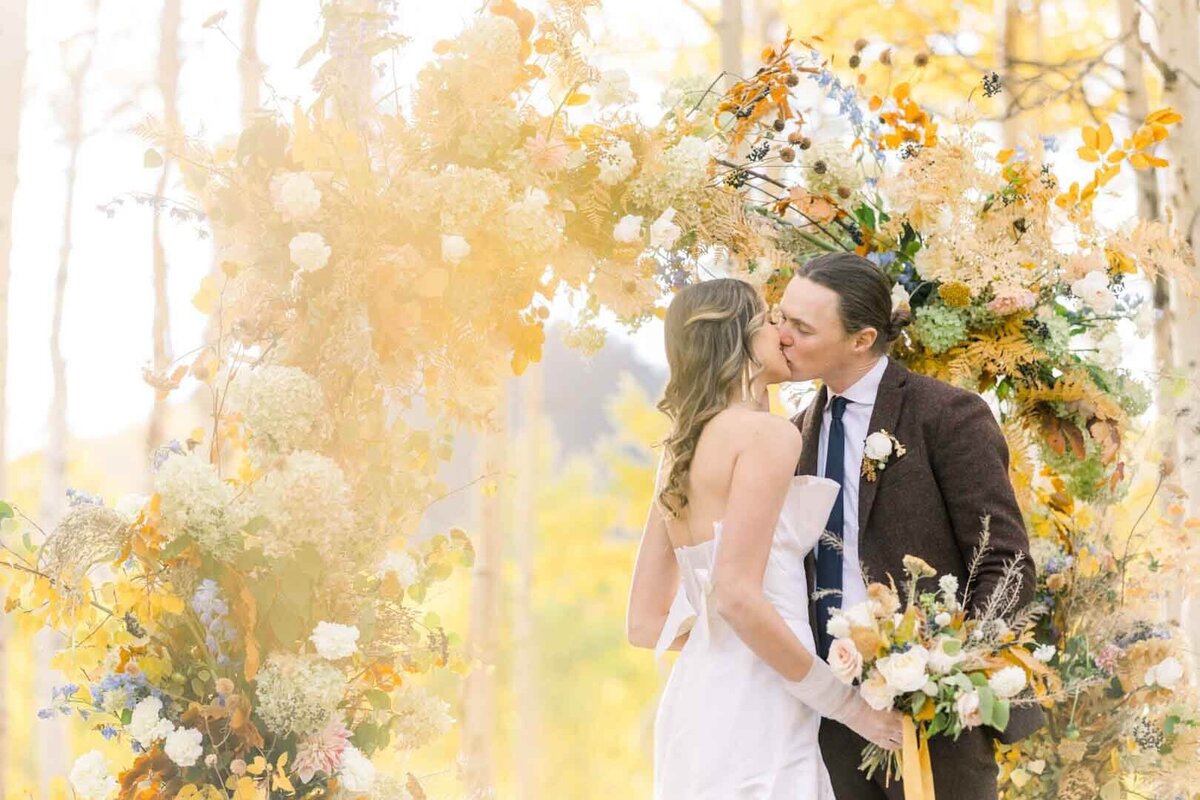 Fall-Inspired-Mountain-Wedding-Aspen-Trees-Type-A-Society-by-Beyond-Jade2