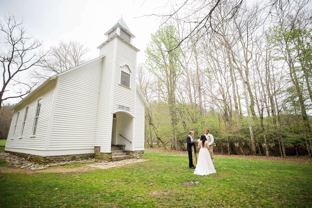 Cataloochee-Valley-NC-Elopement-15