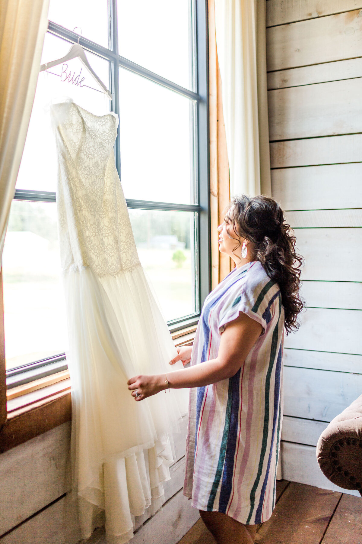 Stephanie&ChristianMorganCreekBarnAubreyTxWedding11