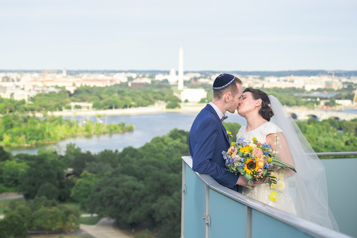 Alissa and Mike_Sneak Peeks-1689_websize