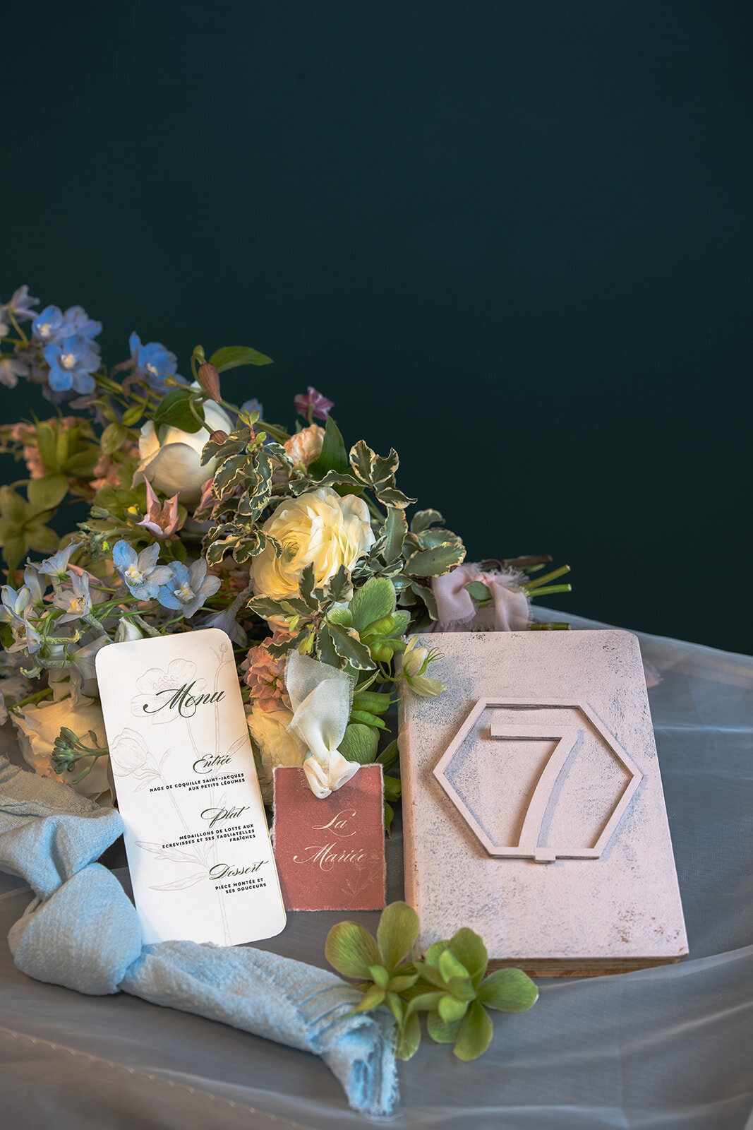shooting-inspiration-aix-en-provence-fleurs-bleu-rose22