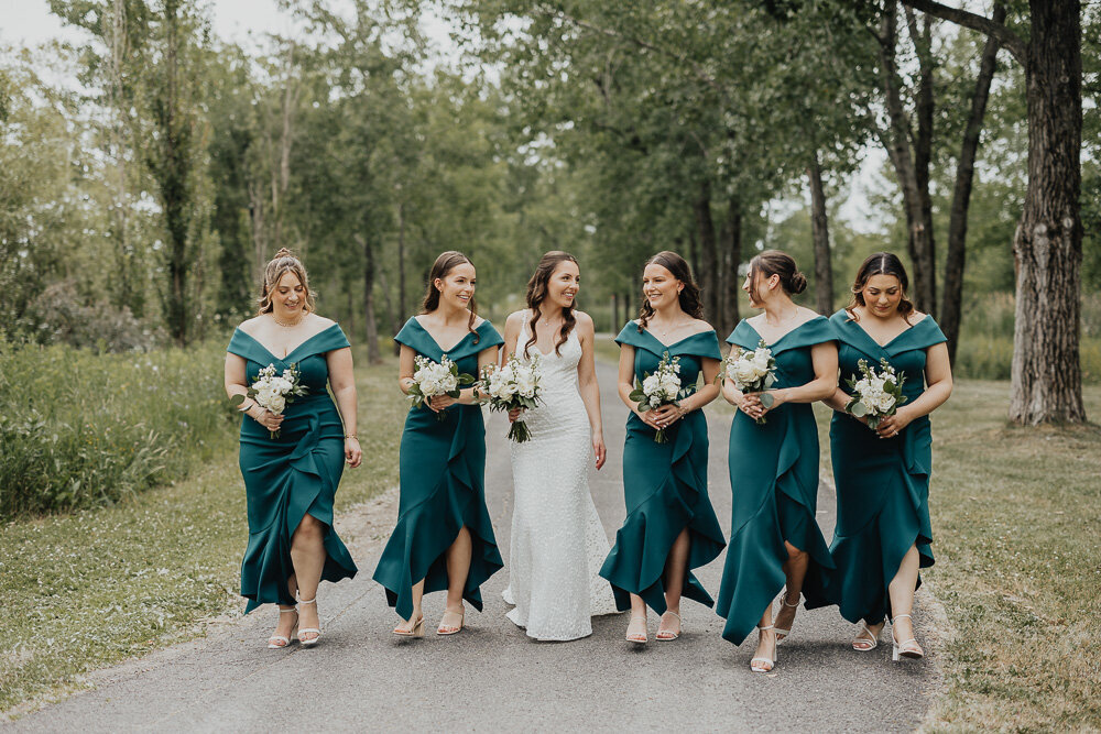 Plaza Rive-Sud Wedding - Emma Persi Photography-24