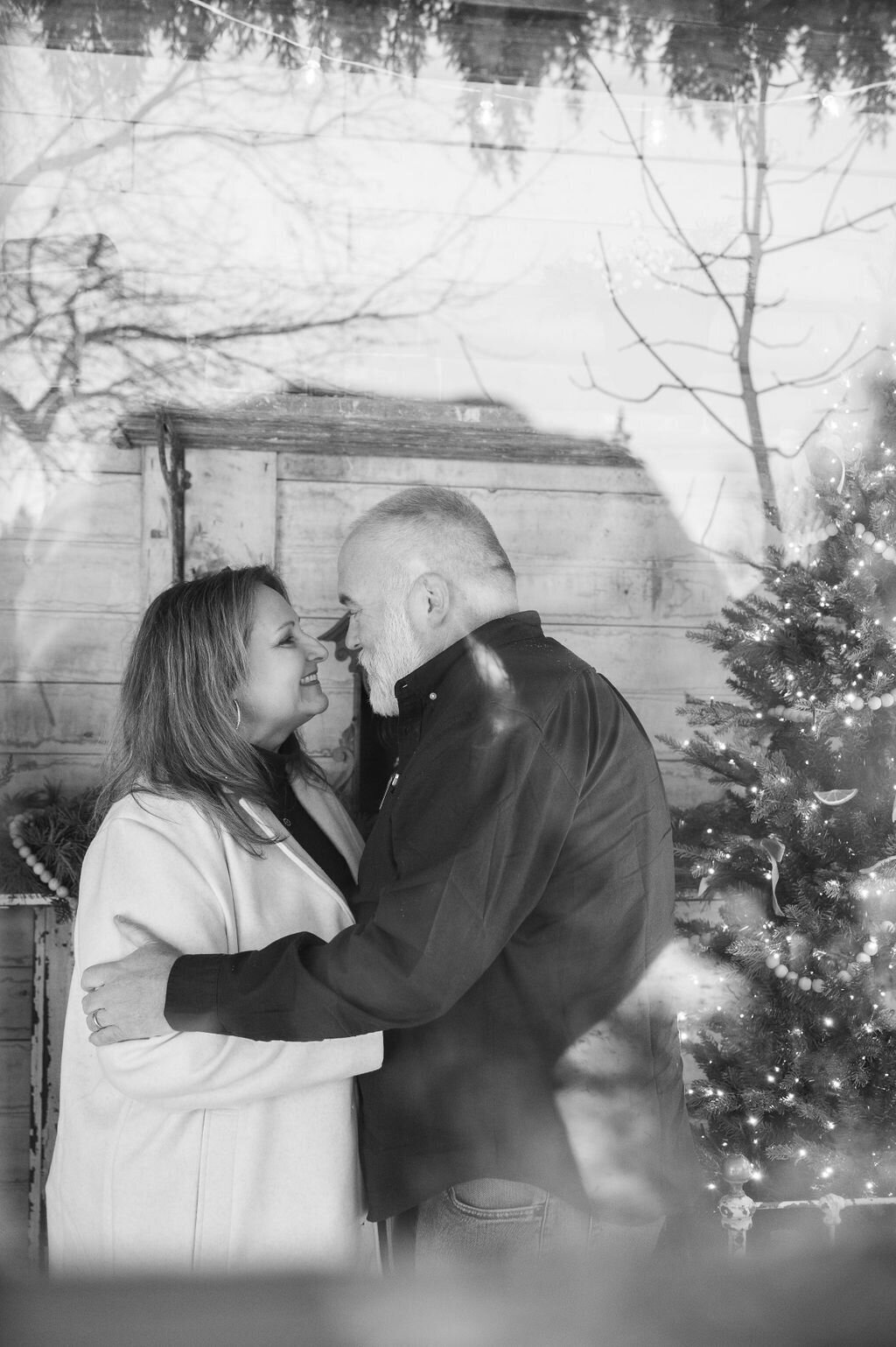 Family-Christmas-Portraits-Michigan (4)