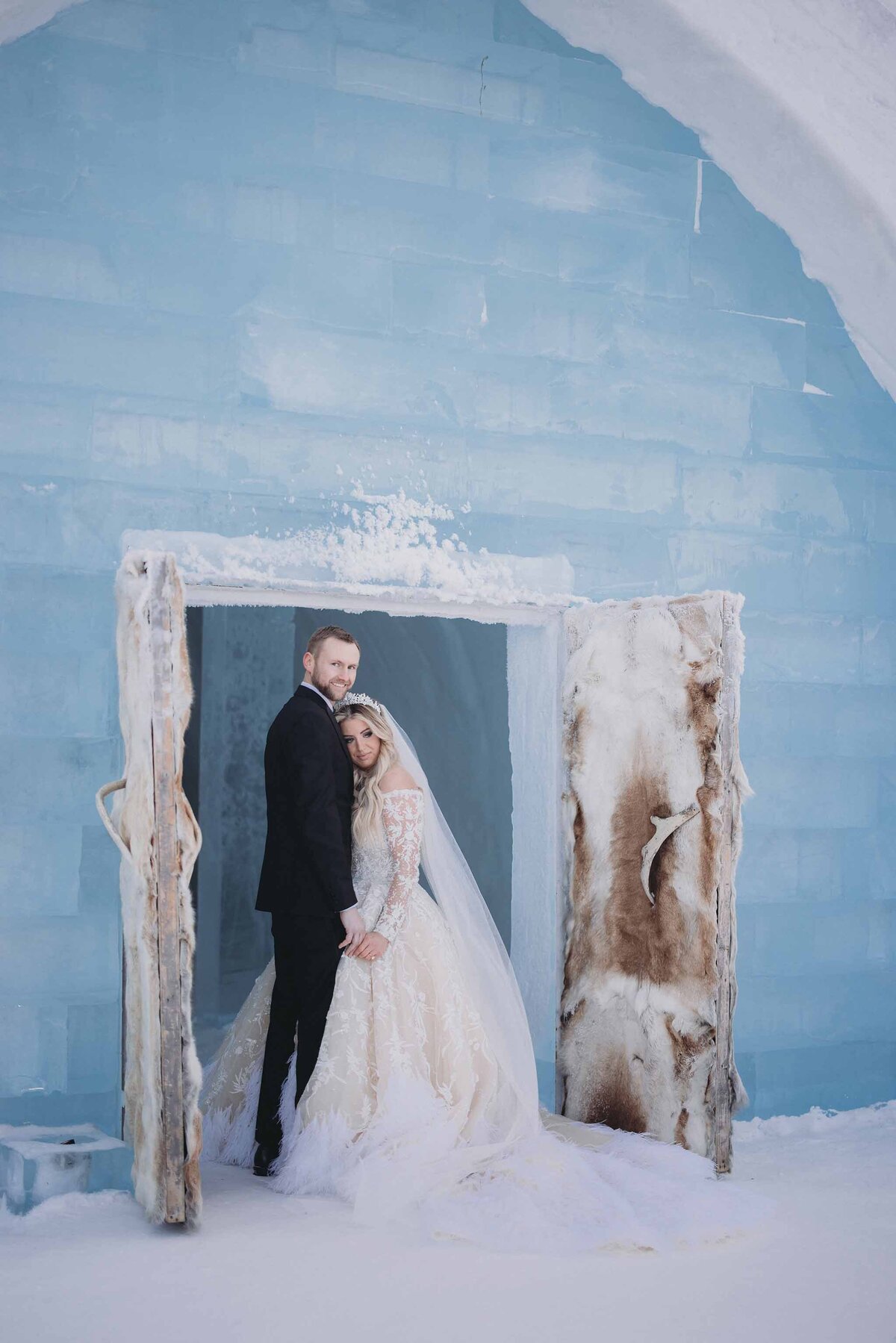 icehotel-weddings-winter-weddings-vinterbröllop-fotograf-kiruna-photographer-wedding-photographer116114