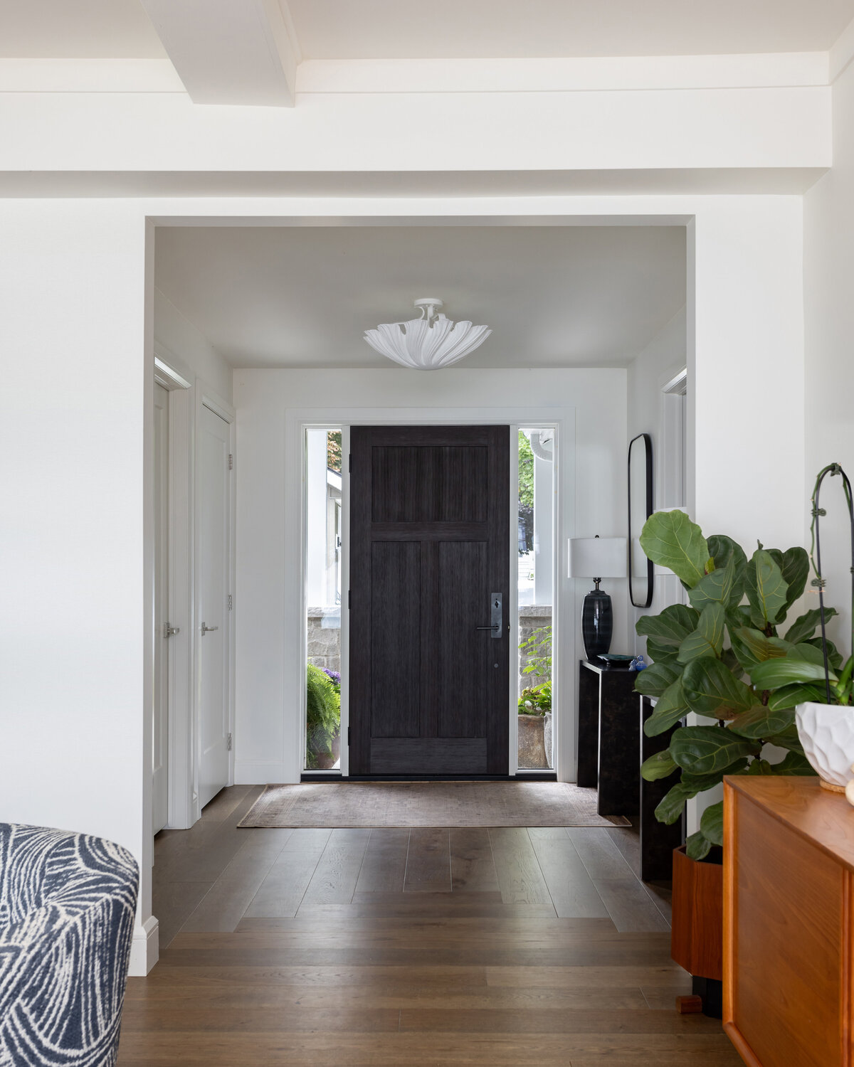 KatCo_Interiors-LakeHouse-Entry-02