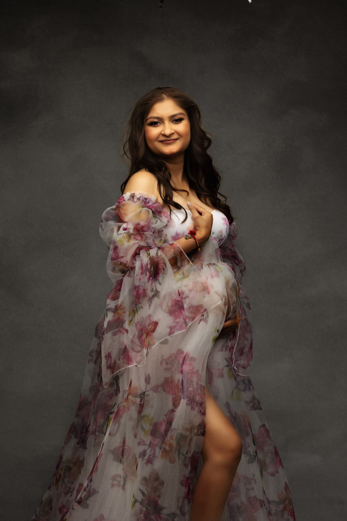 NWA studio maternity photography, best maternity photographer near me, maternity portraits NW Arkansas
