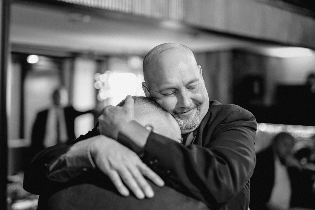 rochester-wedding-roar-nightclub-wonder-in-adagio-lgbtq-wedding-photographer-46