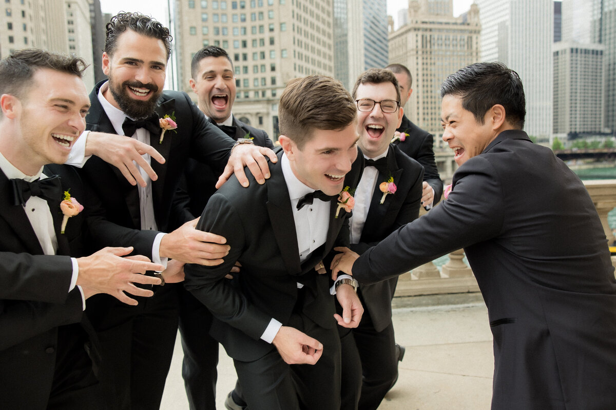 Ed and Aileen Photography Chicago Illinois Digital Film Wedding Engagement Photographers Destination Cafe Brauer11