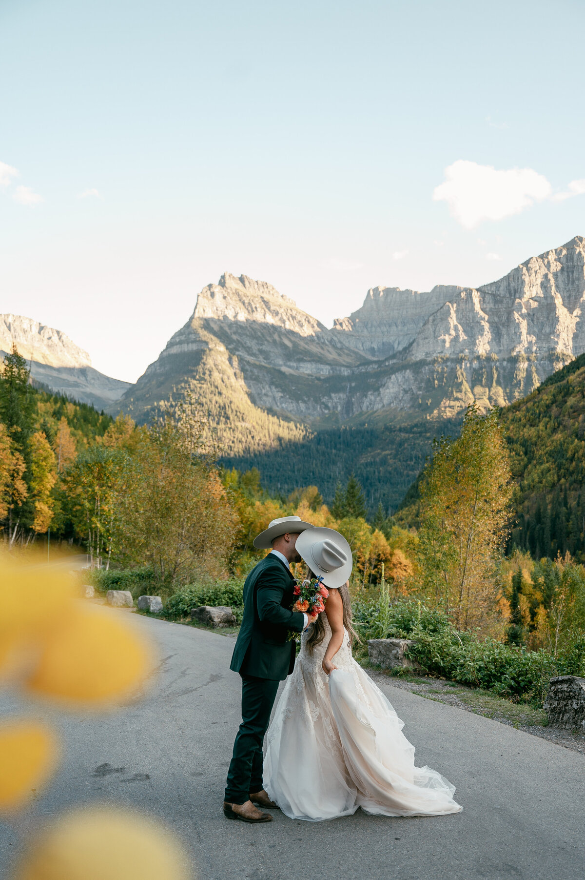 presley-gray-photo-boho-glacier-park-elopement-8925