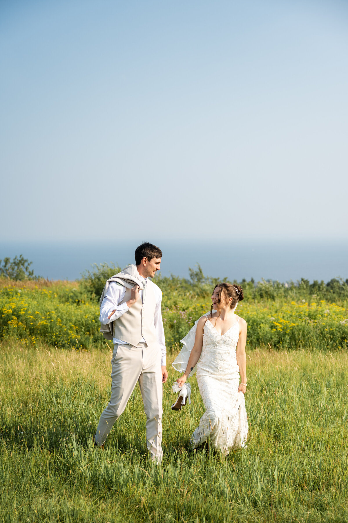 Sun-set-wedding-couple-northland-country-club-4