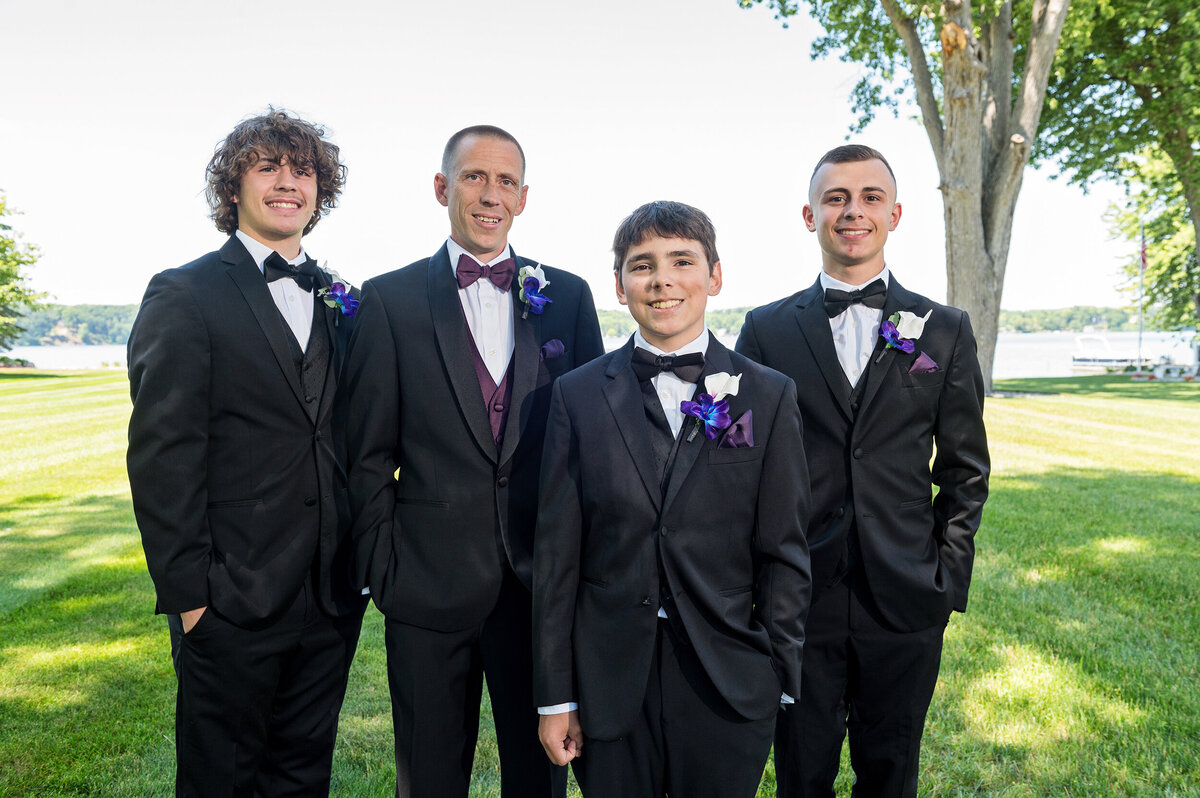 Detroit-Wedding-Photographer-The-Landing-112