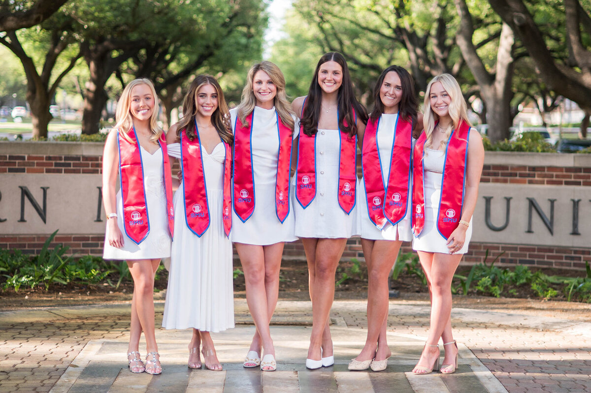 kam-smu-graduation-group-041025-2