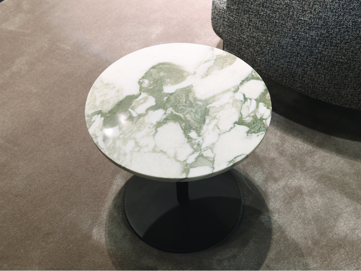 stiletto_small_table_13_HR