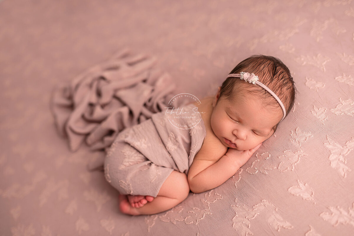 cleveland-newborn-photographer-04