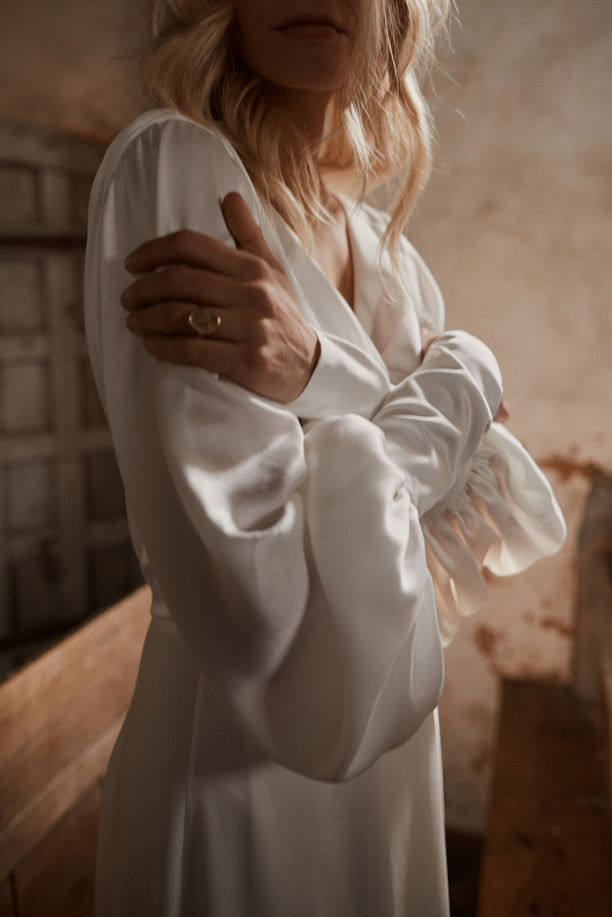Runched sleeve on silk wedding dress by sustainable british wedding dress designer Luna Bea