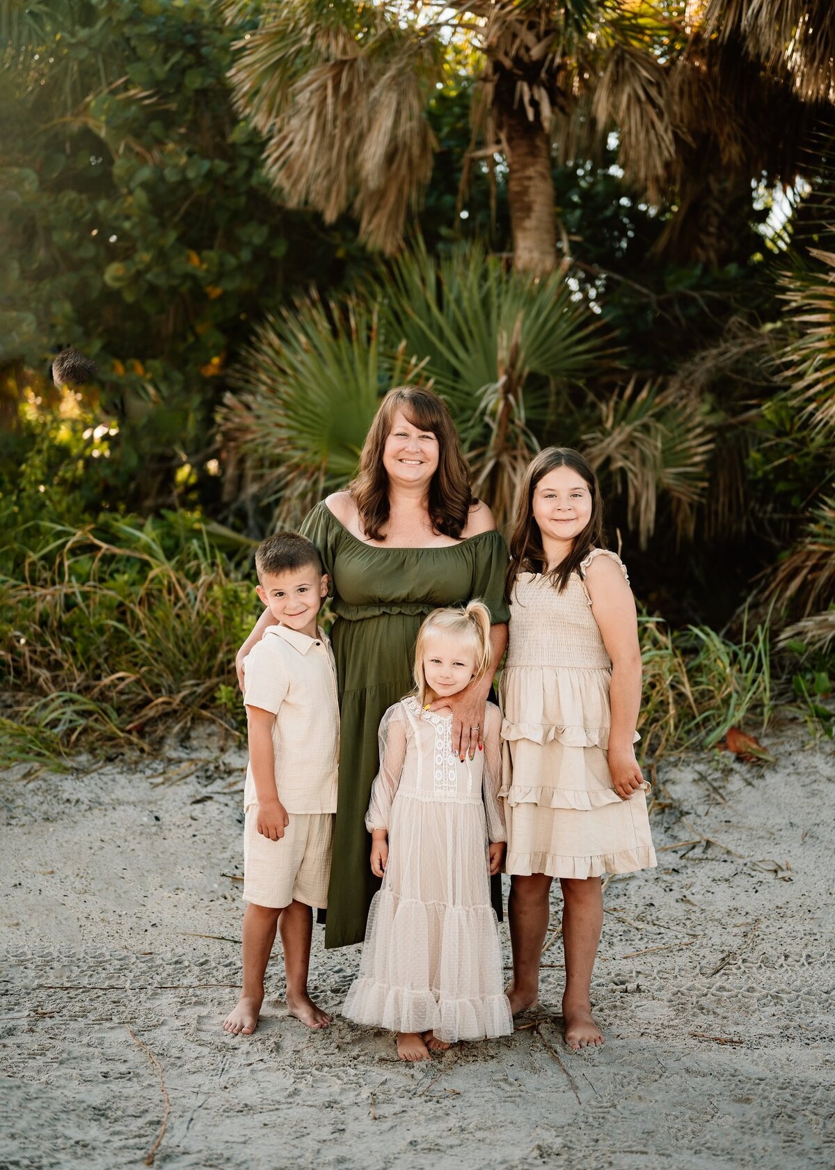 Shantie Family Portraits 2024 - Chasing Creative-4
