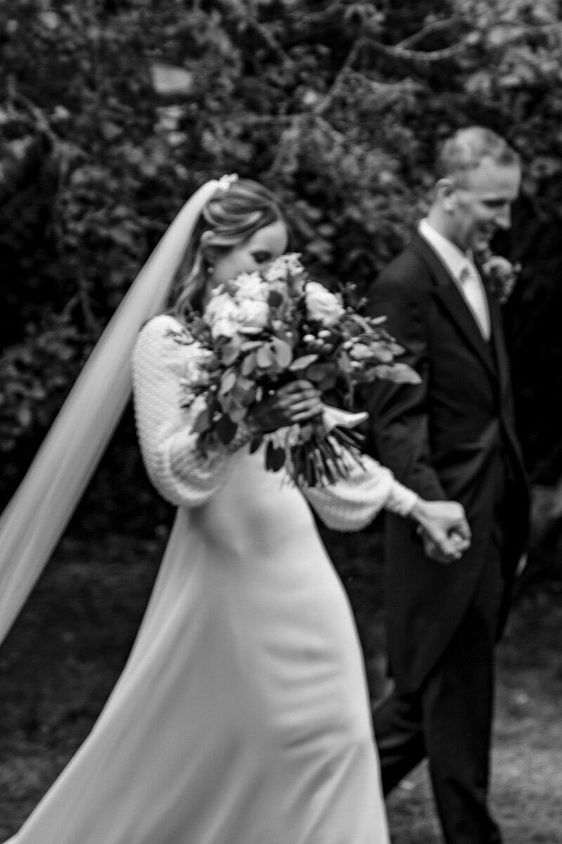 timeless-relaxed-home-wedding-photography-668