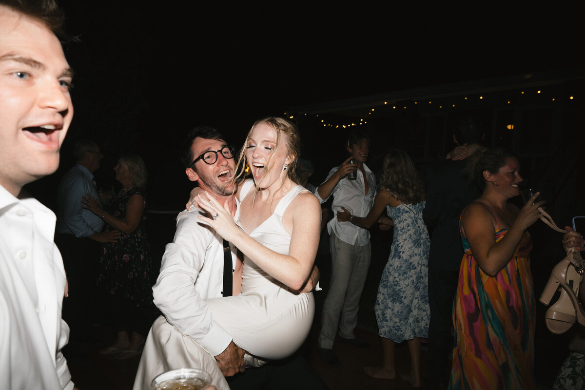 Maura and Gates Dancing (127 of 138)