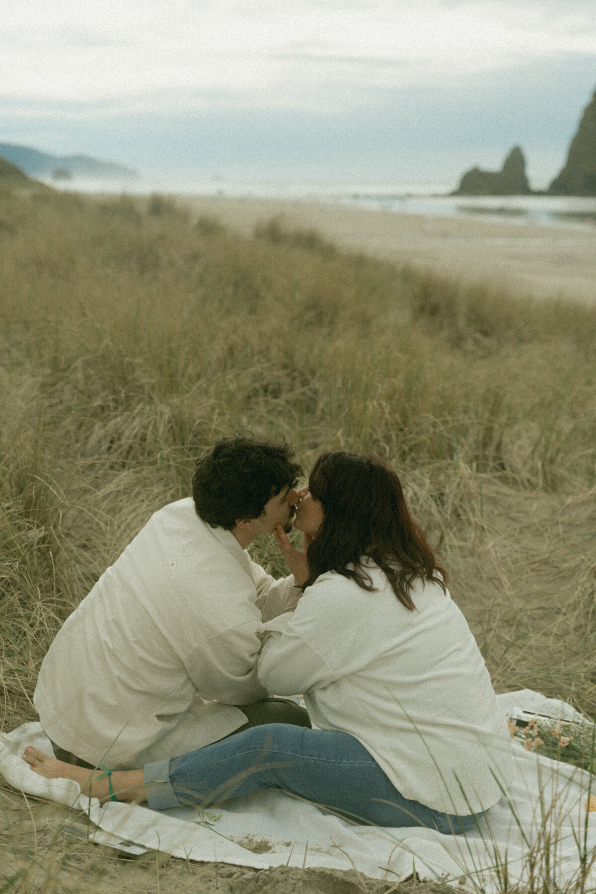 oregon-couples-sessoion-mea-ethan-lizarrietaphotography-10