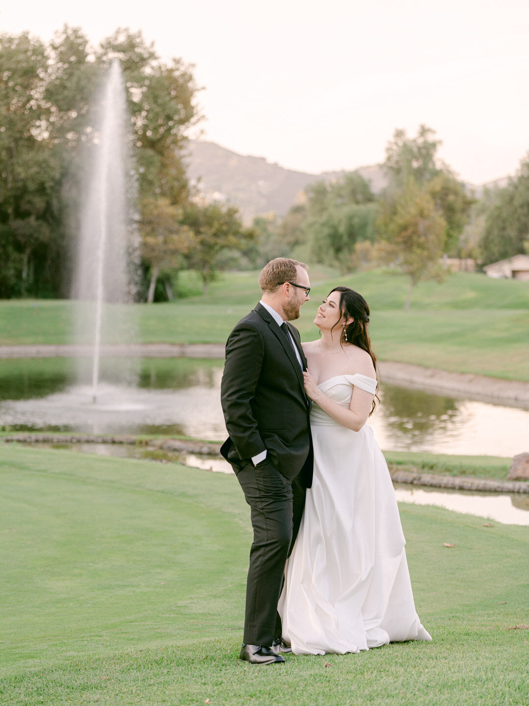 A breathtaking Destination Wedding, where Emily and Ross exchanged vows against the backdrop at the Twin Oaks Golf Resort captured with a timeless, editorial eye by Michael Asmussen, an internationally recognized destination wedding photographer specializing in luxury celebrations. Explore more of Michael’s work in Orange County, Palm Springs, Los Angeles, San Diego, Tokyo Japan, Las Vegas, Seoul and beyond.