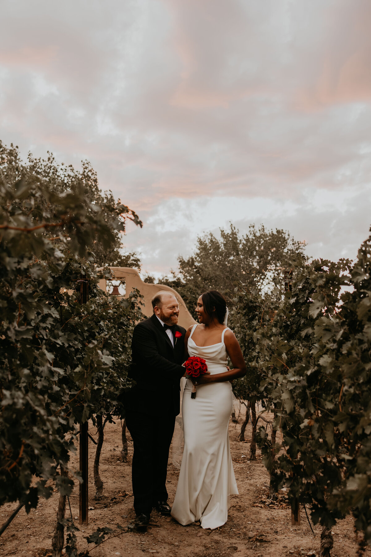 casa-perea-art-space-wedding-corrales-new-mexico-42