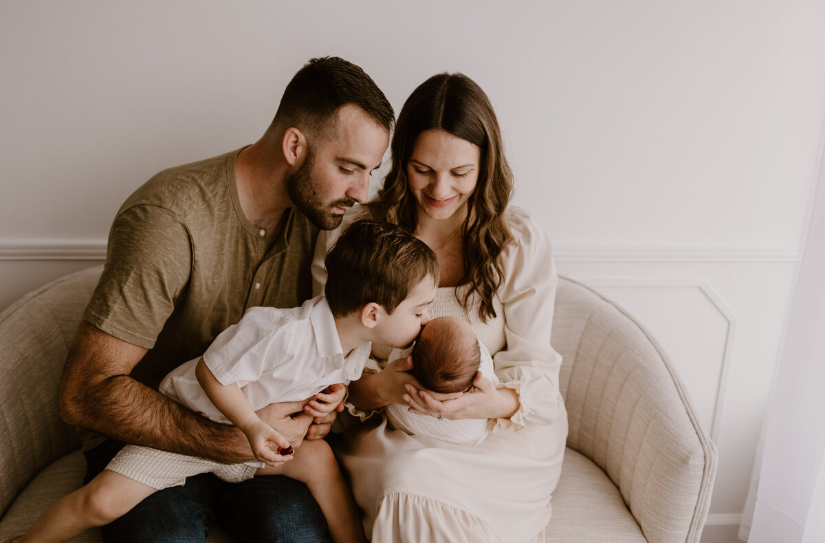 dothan-al-lifestyle-newborn-studio-family-photographer-savannah-leigh-9095