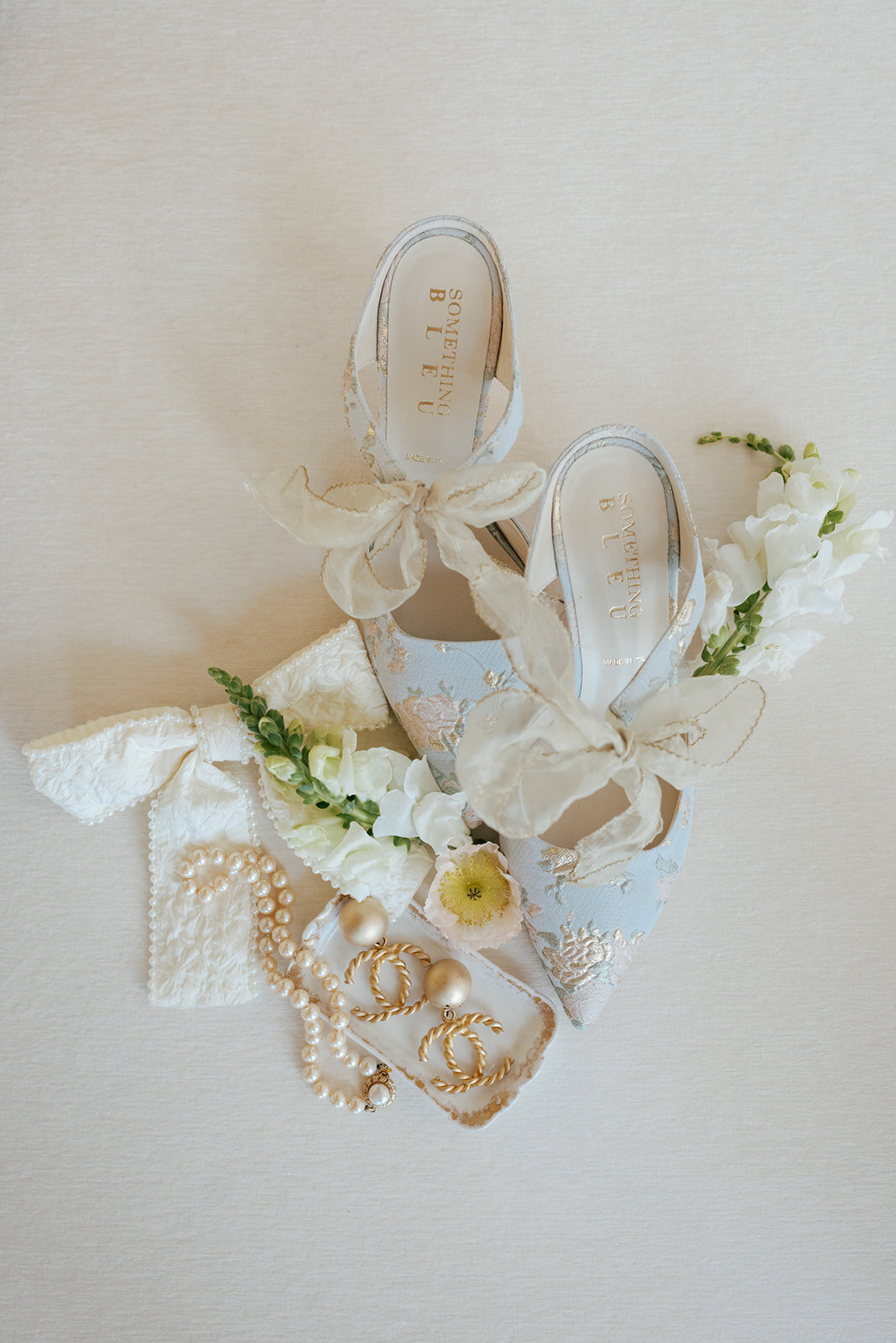 minted-photography-okanagan-kelowna-destination-wedding-photographer-wedding-kelowna-estate-wedding-madison-and-brandon-10