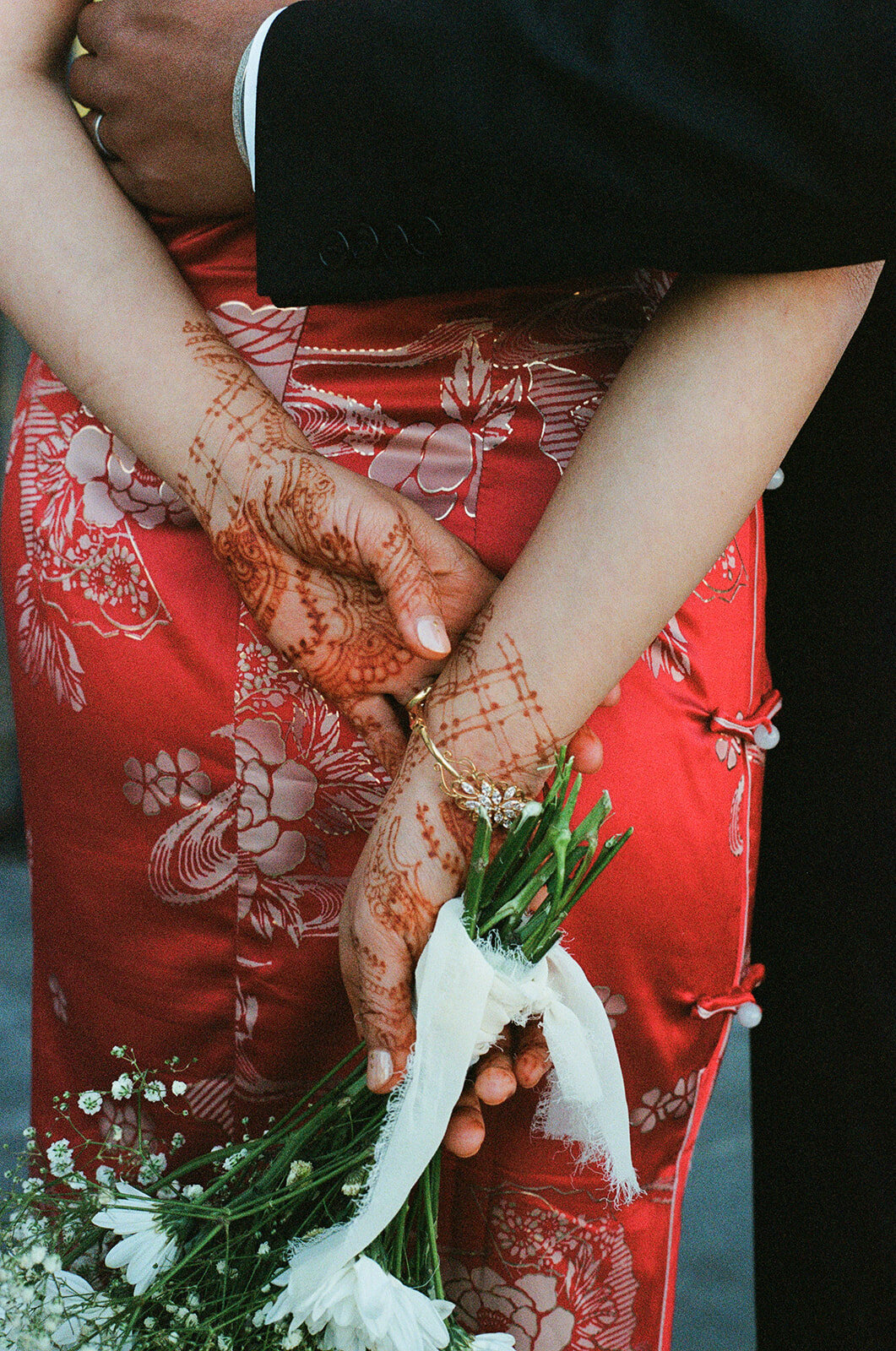 Michelle&Imran-SFCityHall-Portraits-149