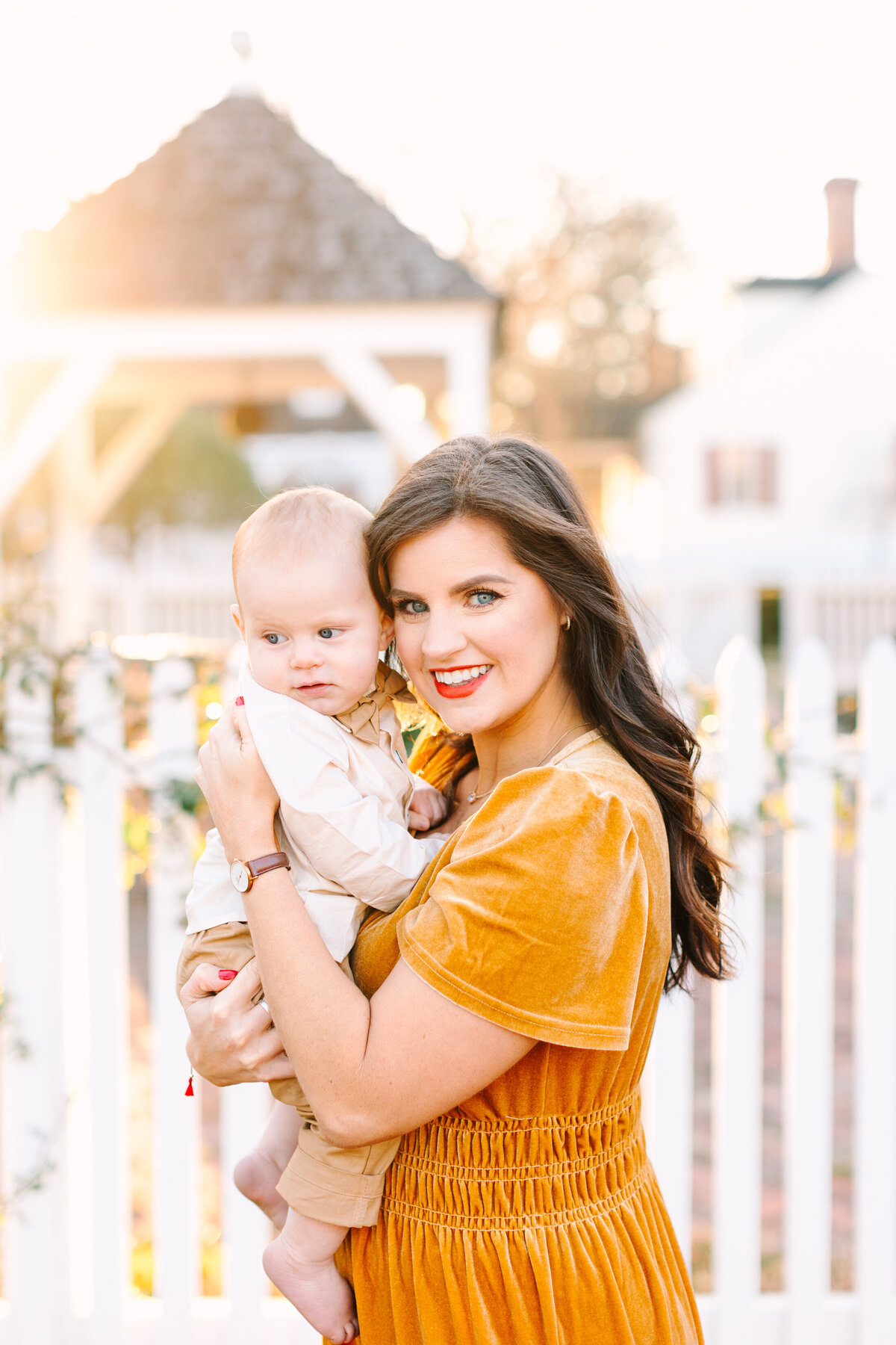 _RachaelReidPhotography_WilliamsburgVA_flytographer-87
