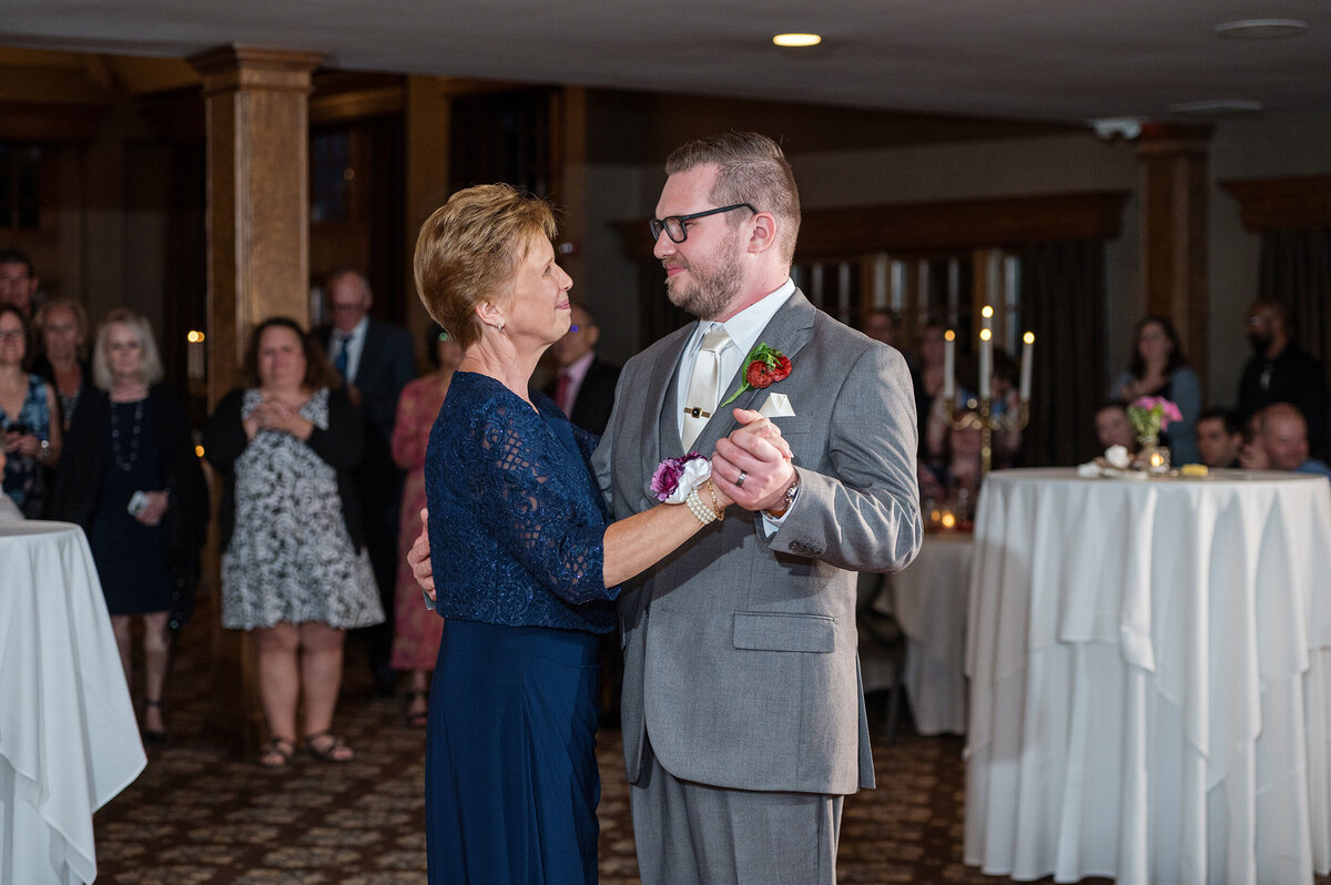 Wedding-Photographer-in-Michigan-186