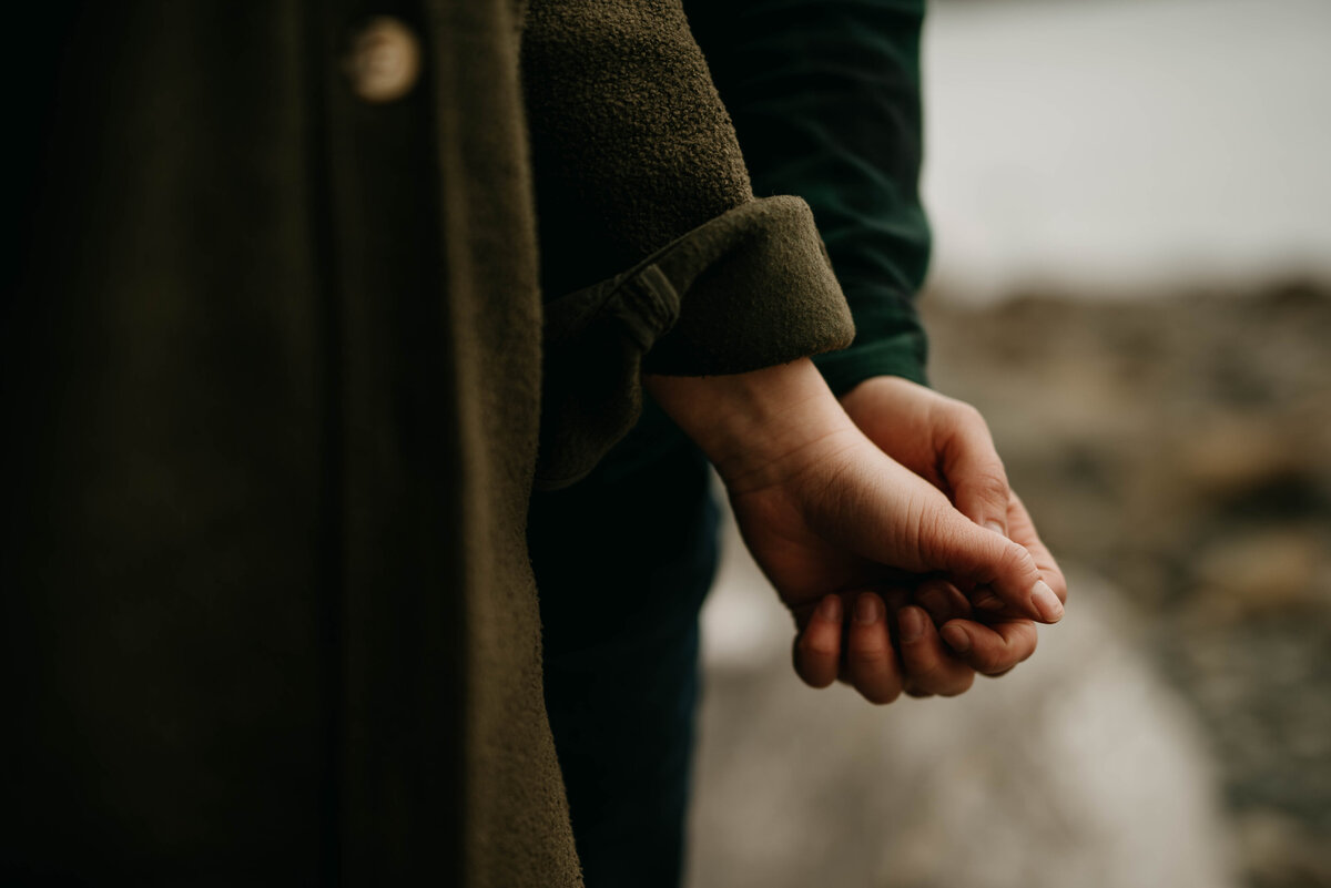 Revel Ash Studio - Couples Session - British Columbia - OceanBeach-5