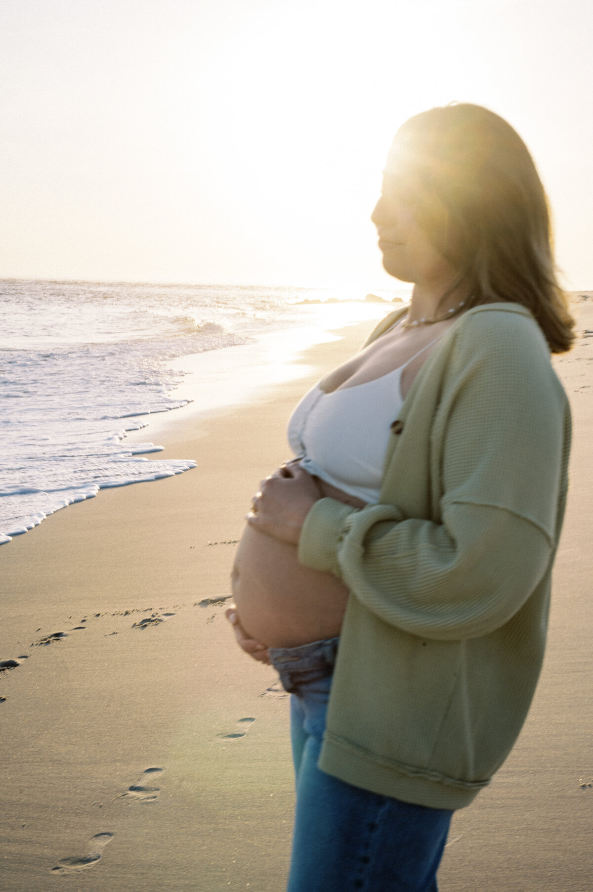 CapeMayLighthouse_BeachMaternitySession_TaylorNicollePhoto-33