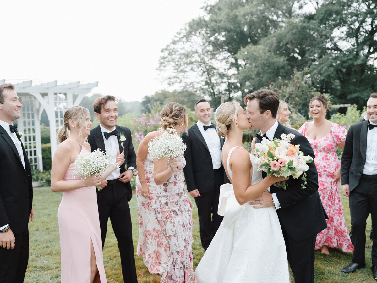 wedding-portraits-at-stone-acres-farm-ct-jen-strunk-events