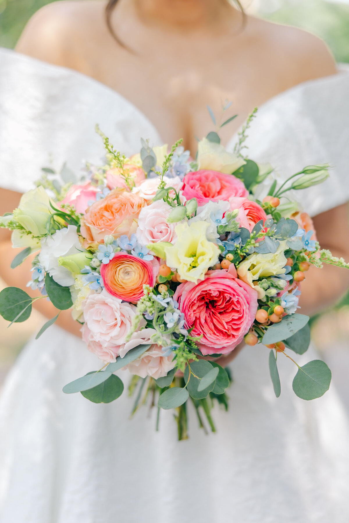 The Oaks Centreville Alabama Summer Wedding | Lauren Elliott Photography | Kimbrell & Jacob Pickle Sneak Peeks-38