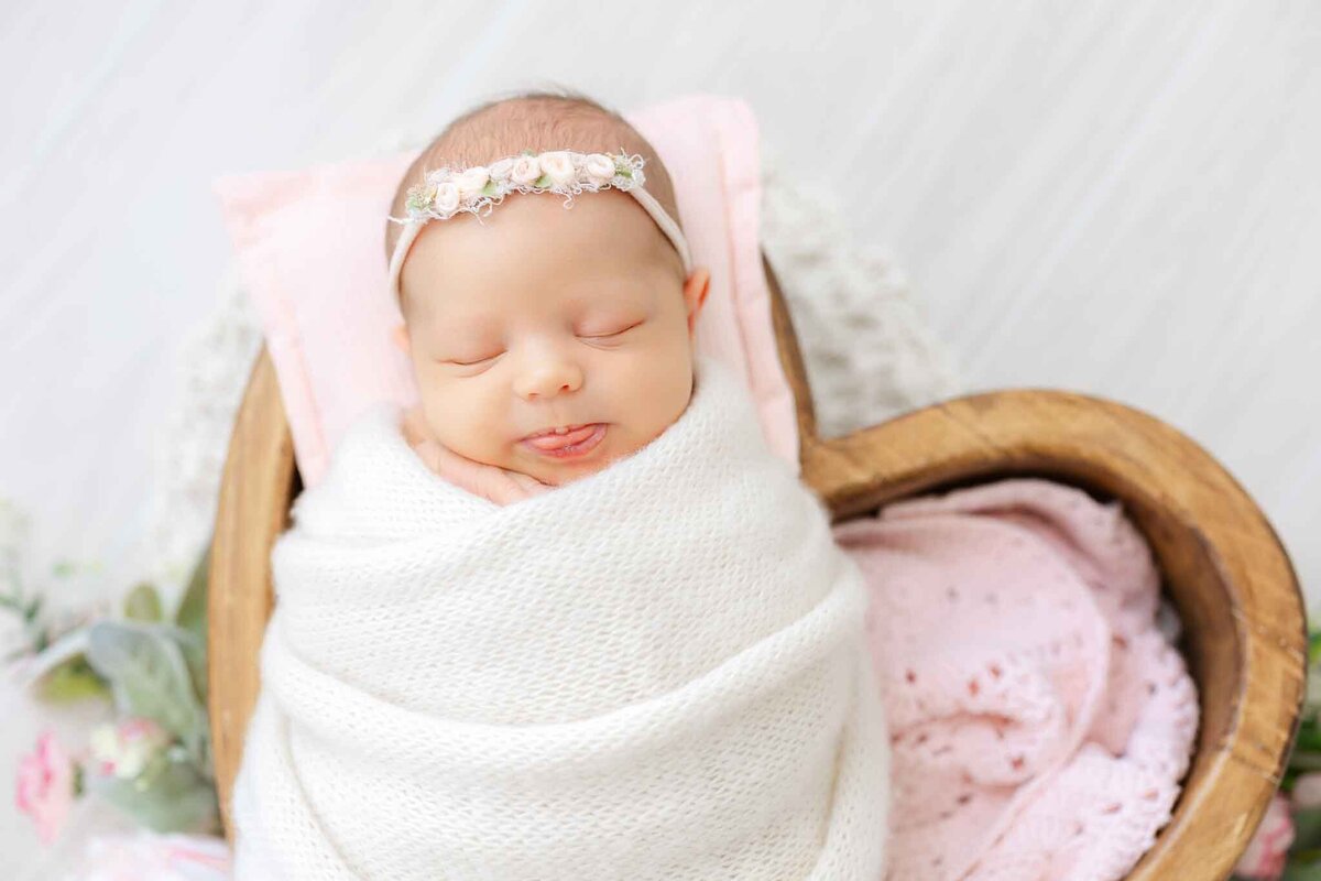 Savannah-newborn-photographer-22