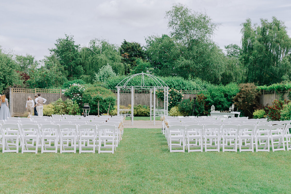 ApplewoodHallLGBTQWedding-17