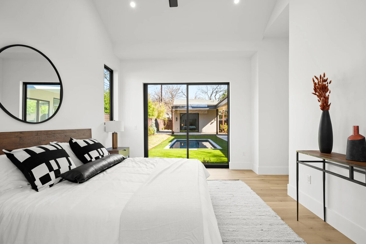 2404-sonora-court-bedroom-3