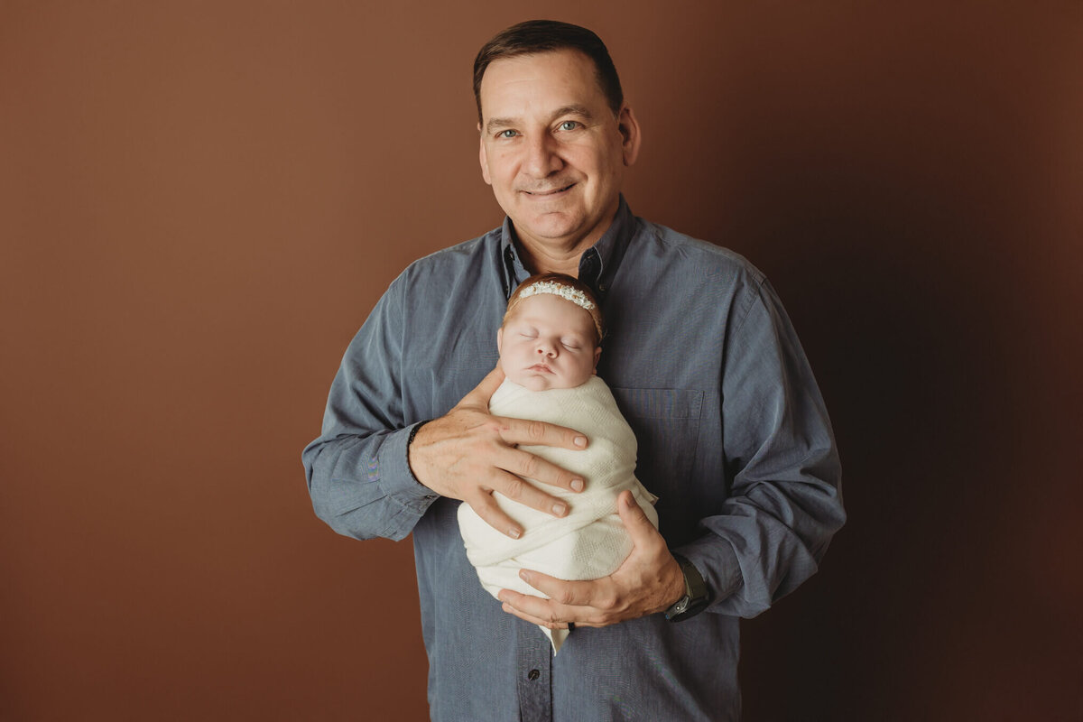 york-newborn-studio-baby-girl-23