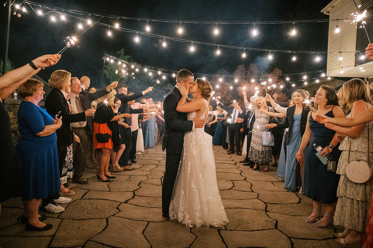 Tom&EmWeddings-2535
