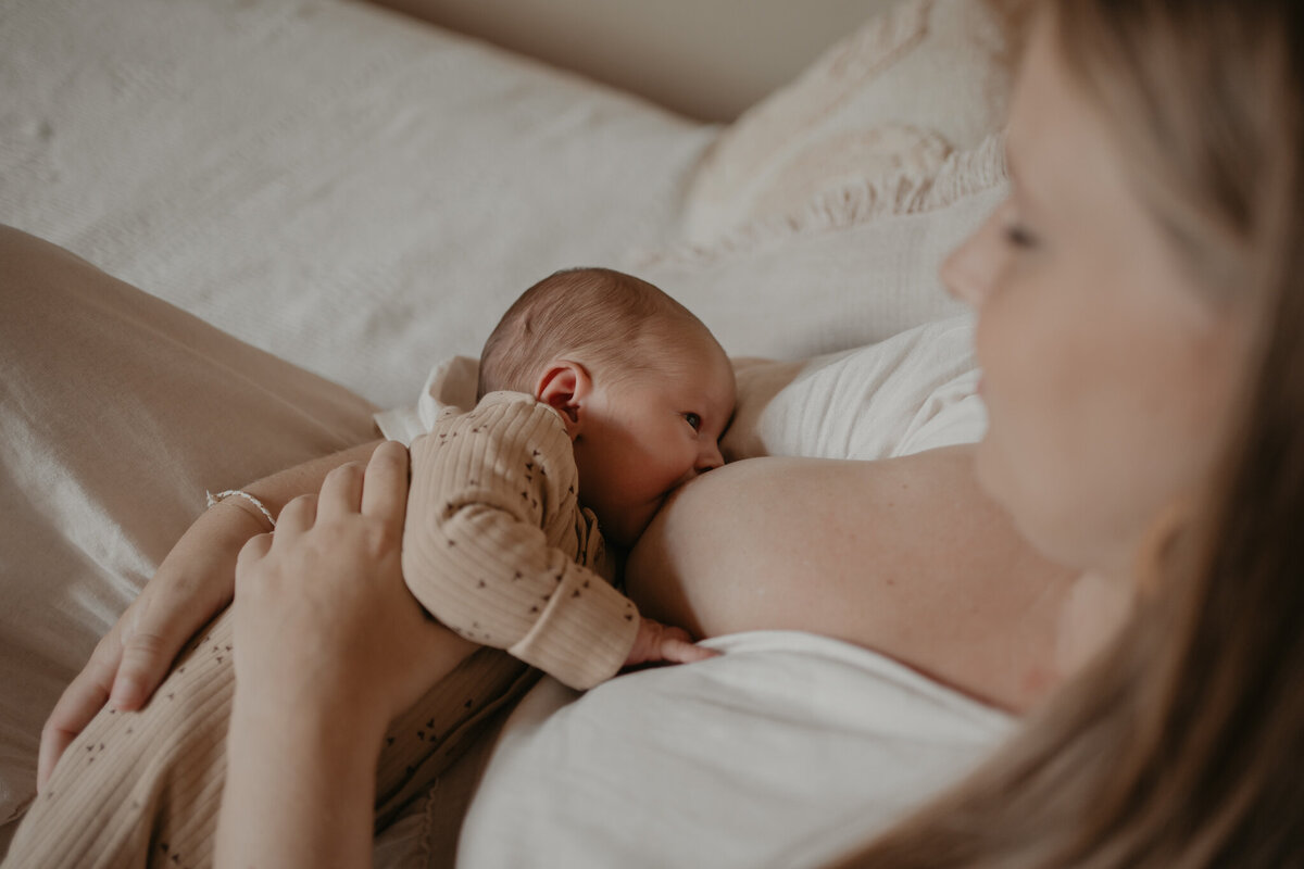 Momentjes&Zo-newbornshoot-baby-fotograaf-Diessen_59