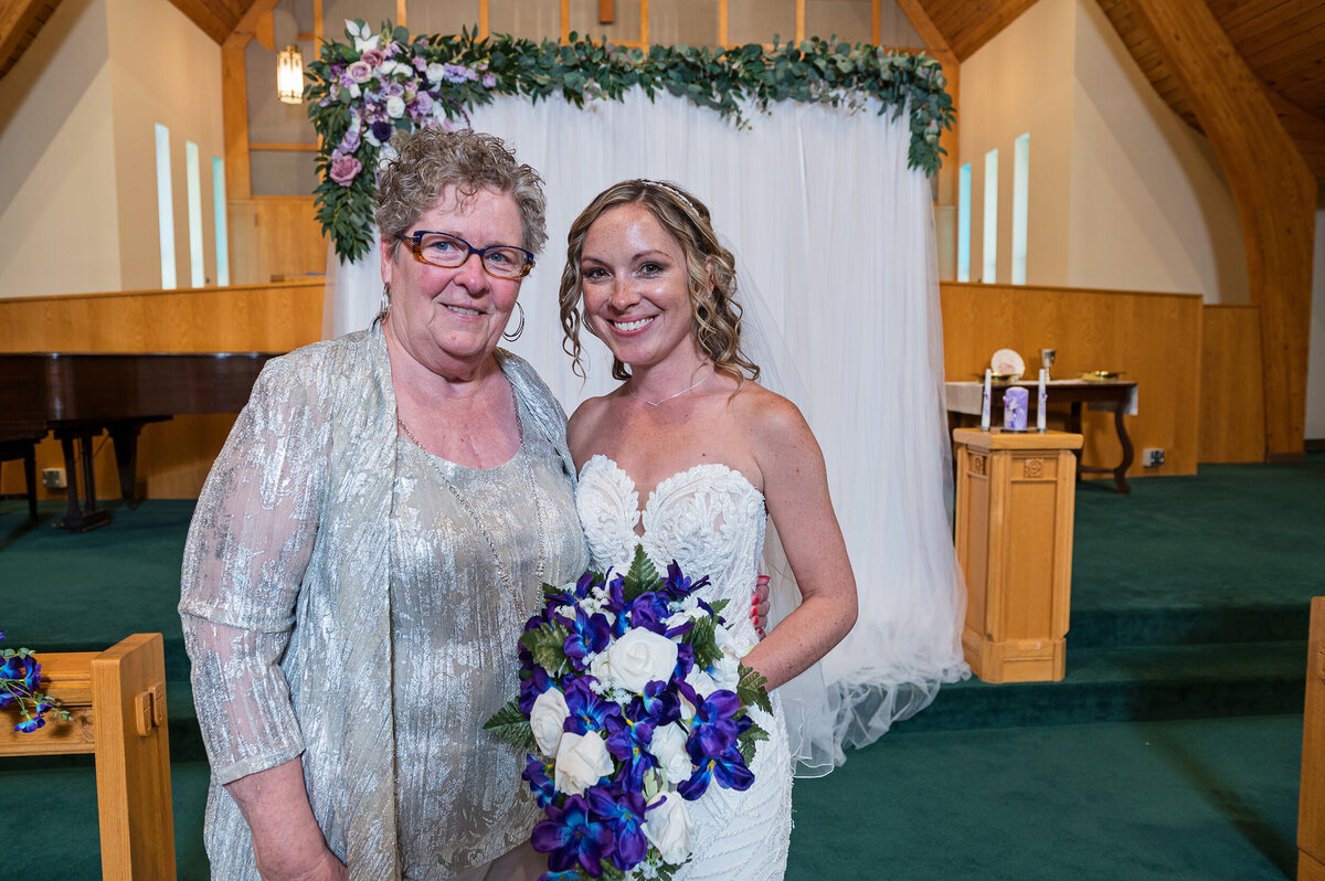 Detroit-Wedding-Photographer-The-Landing-138