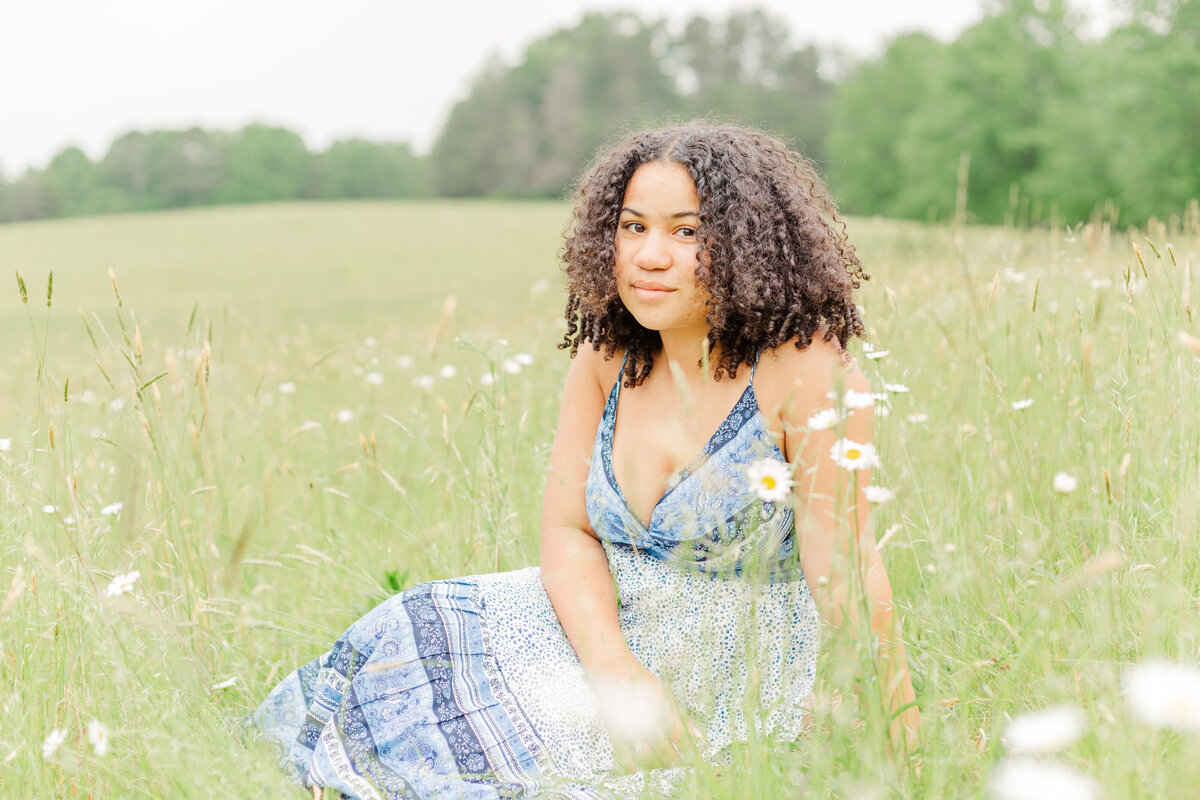 Senior girl in Pfafftown, NC 