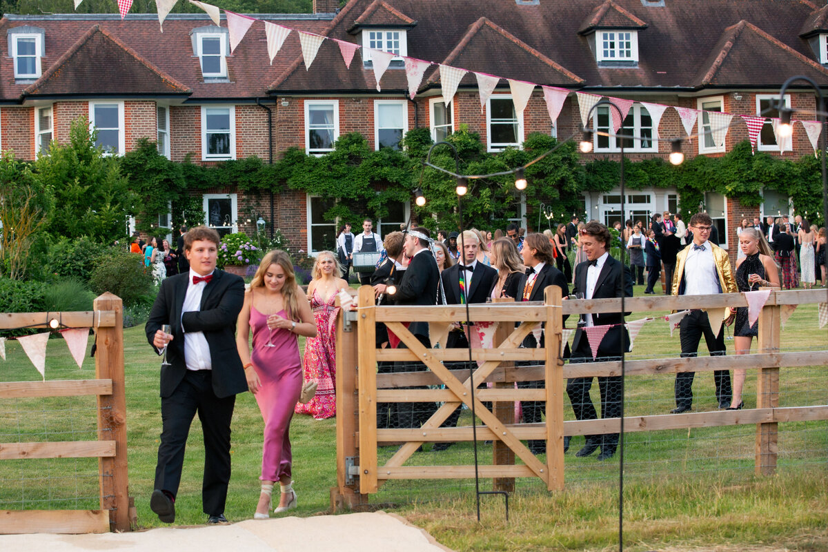 26 drinks-and-canape-reception-hertfordshire