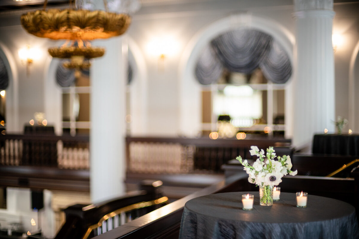 Grand Rapids Wedding Photographer Amway Grand Hotel-501