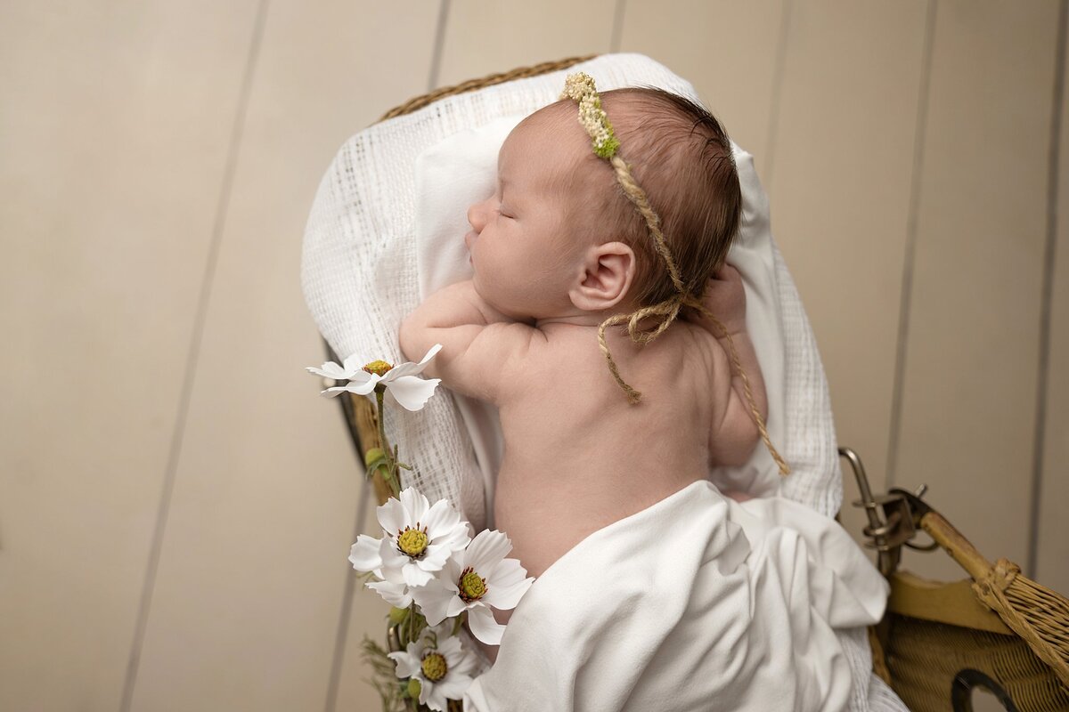06_21_2024_VictoriahNewborn-155_WEB