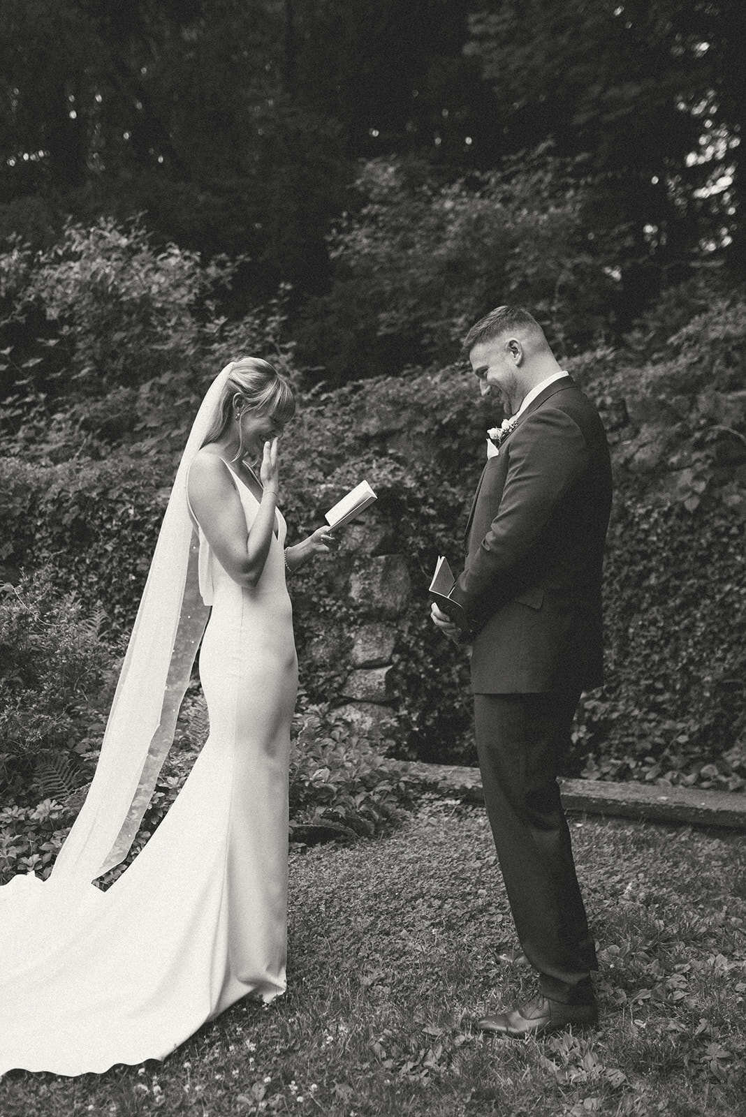 Shannon&JoeWedding_01FirstLook0081