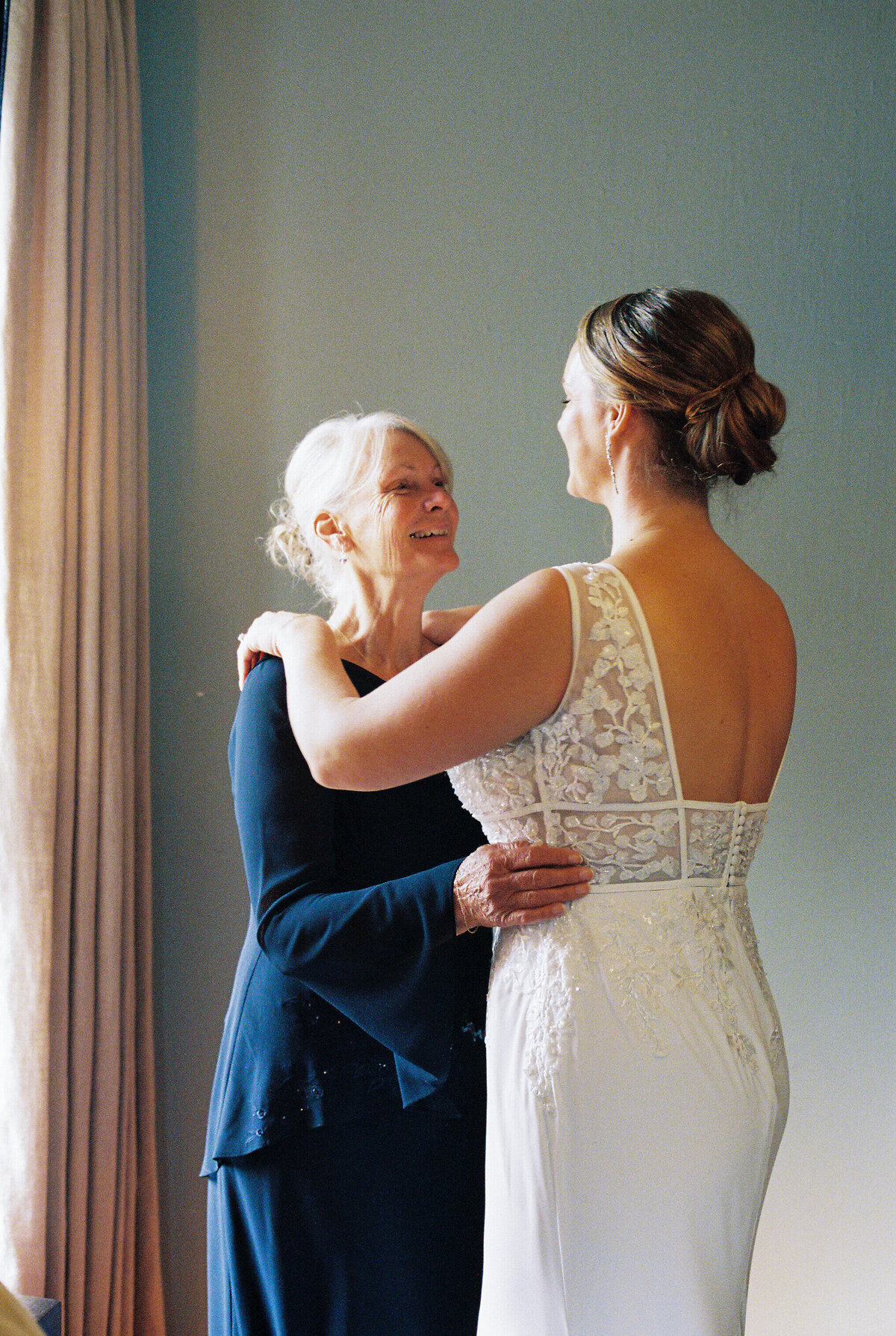 Zinchouse Winery Wedding NC_Julie & Zachary-FILM-48