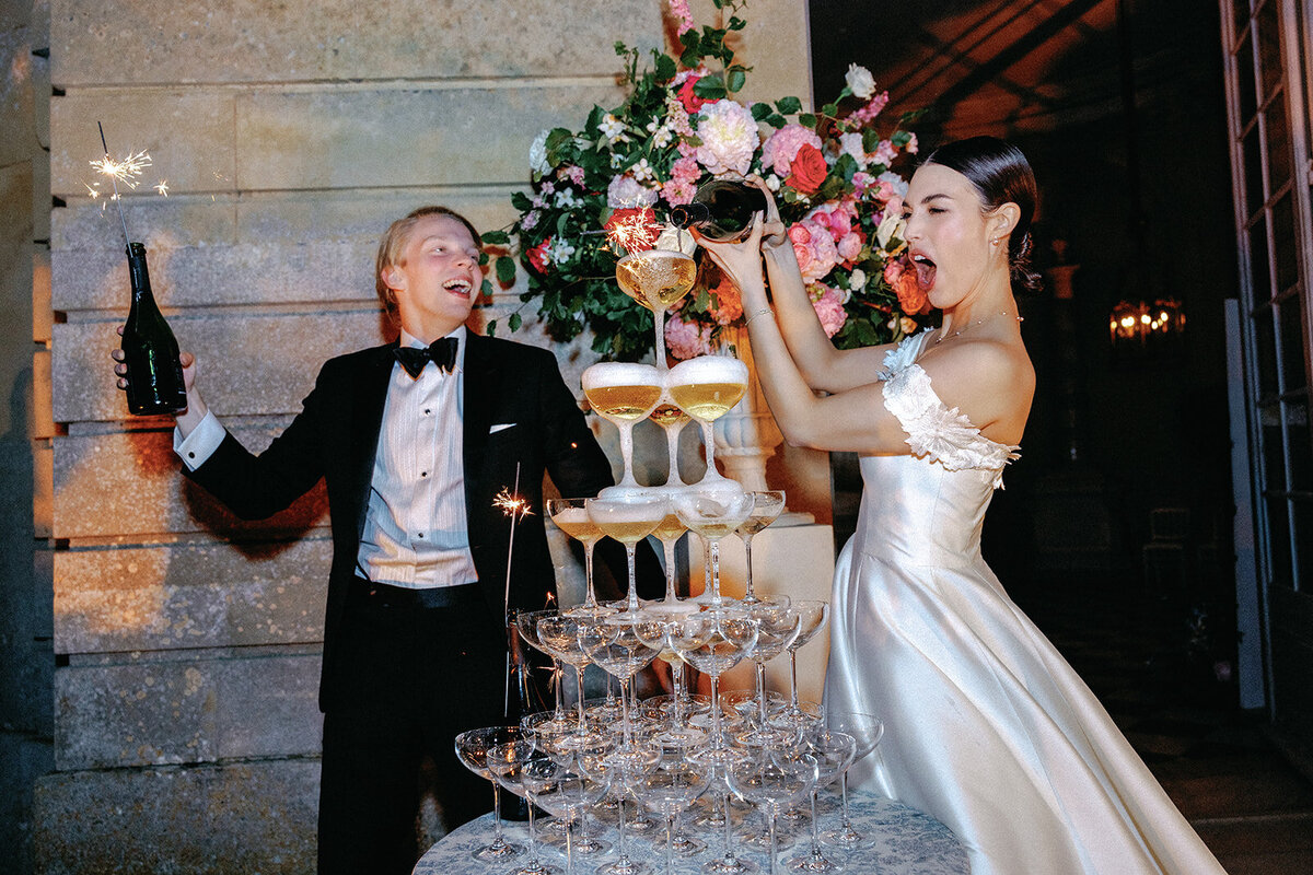 Ashley-and-Brock_Paris_France_Chateau-de-Champlatreux_Wedding_Redamancy-Photo-and-Film_0734_websize