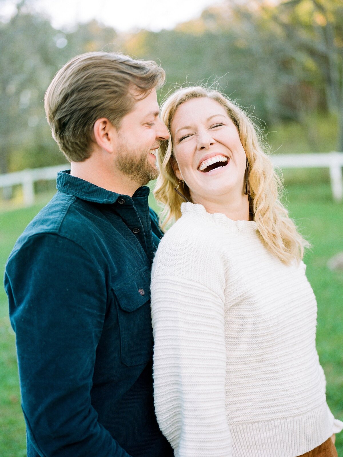 fall-family-photos-at-home-crozet-virginia-amy-nicole-photography-0105